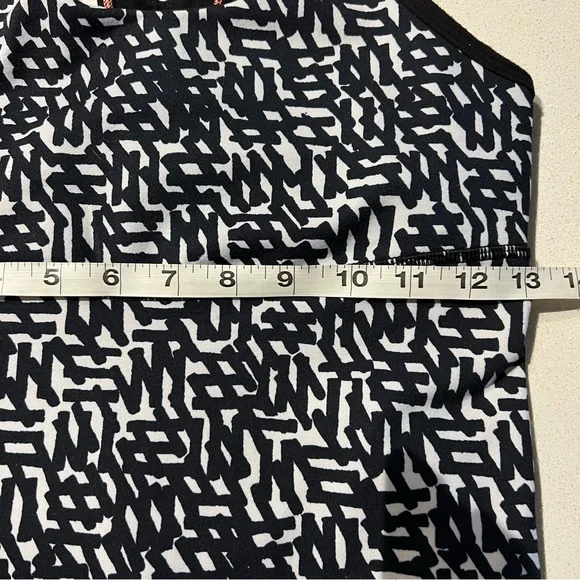 EB Lululemon Crossback Tank Top Black White Print Net Pop Mesh Back - Picture 9 of 16